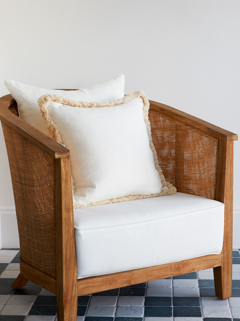 Square 45x45 White linen with Natural brush fringe
