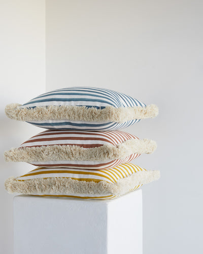 Fabric: Stripe with brush fringe